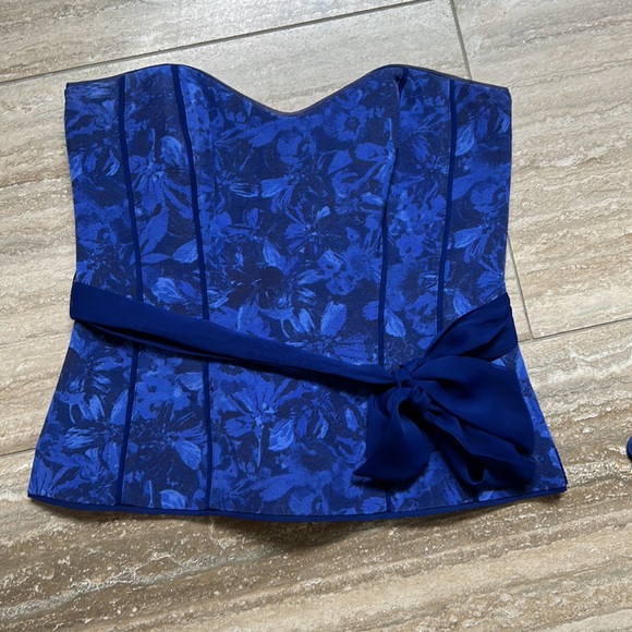 White House Black Market Bustier - Picture 6 of 7